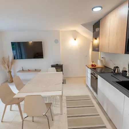 דירה By The Sea *