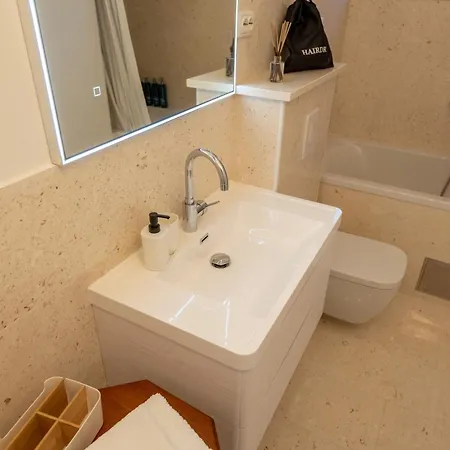 Apartament By The Sea