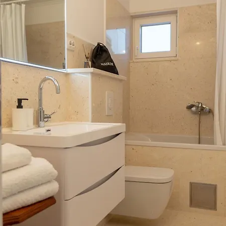 By The Sea Apartament