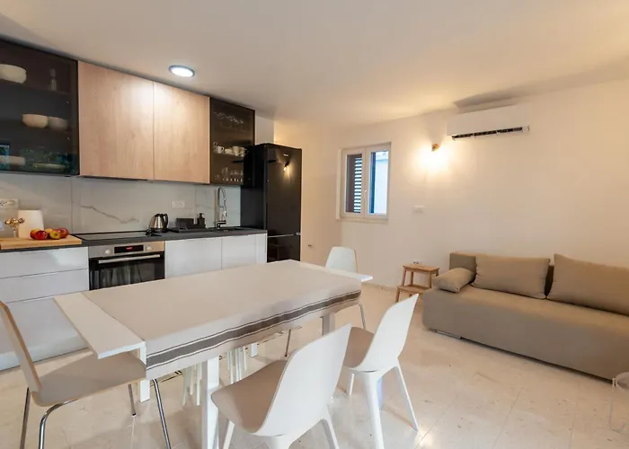 Apartament By The Sea Žaborić